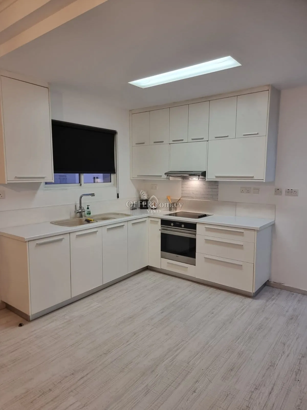 FULLY FURNISHED 3 BEDROOM APARTMENT IN APOSTOLOS ANDREAS - 10