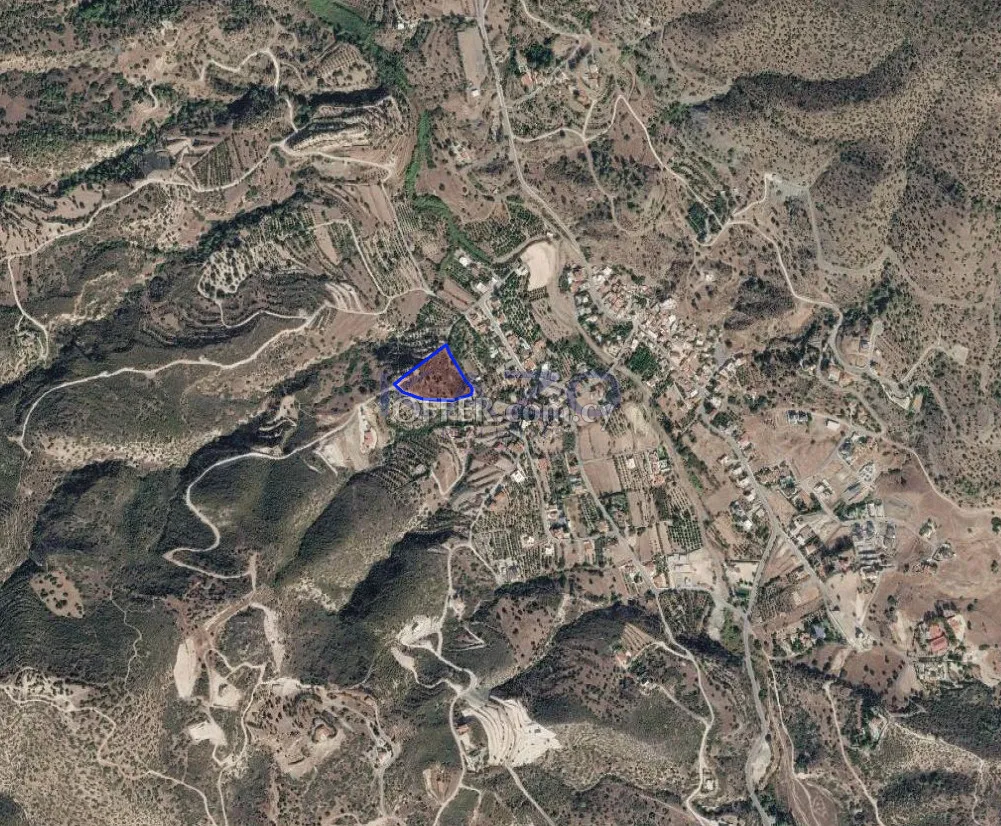 Large Development Land for Sale in Akrounta Village - 3