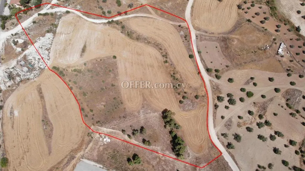 Shared residential field in Analiontas Nicosia - 2