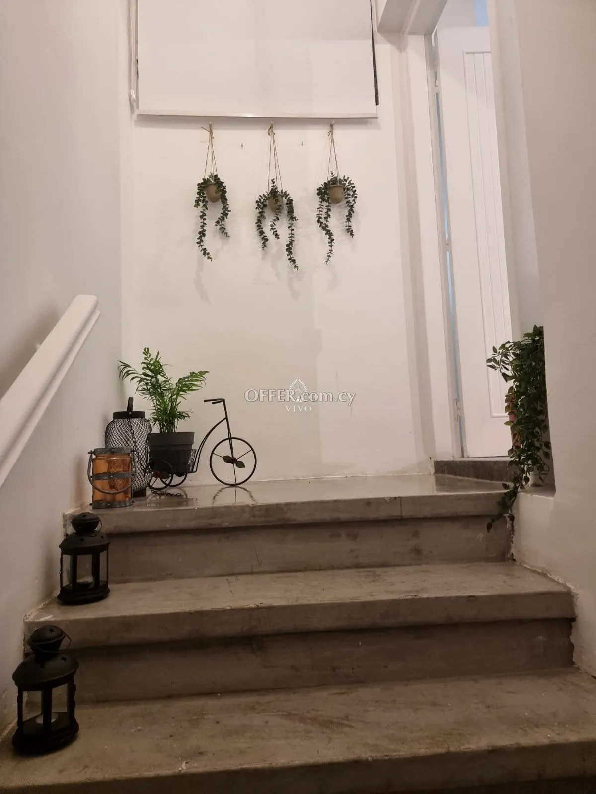 FULLY FURNISHED 3 BEDROOM APARTMENT IN APOSTOLOS ANDREAS - 9