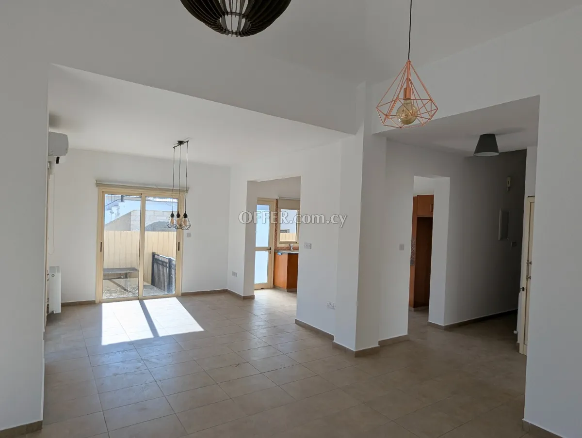 3-bedroom Detached Villa 119 sqm in Kivides - 11