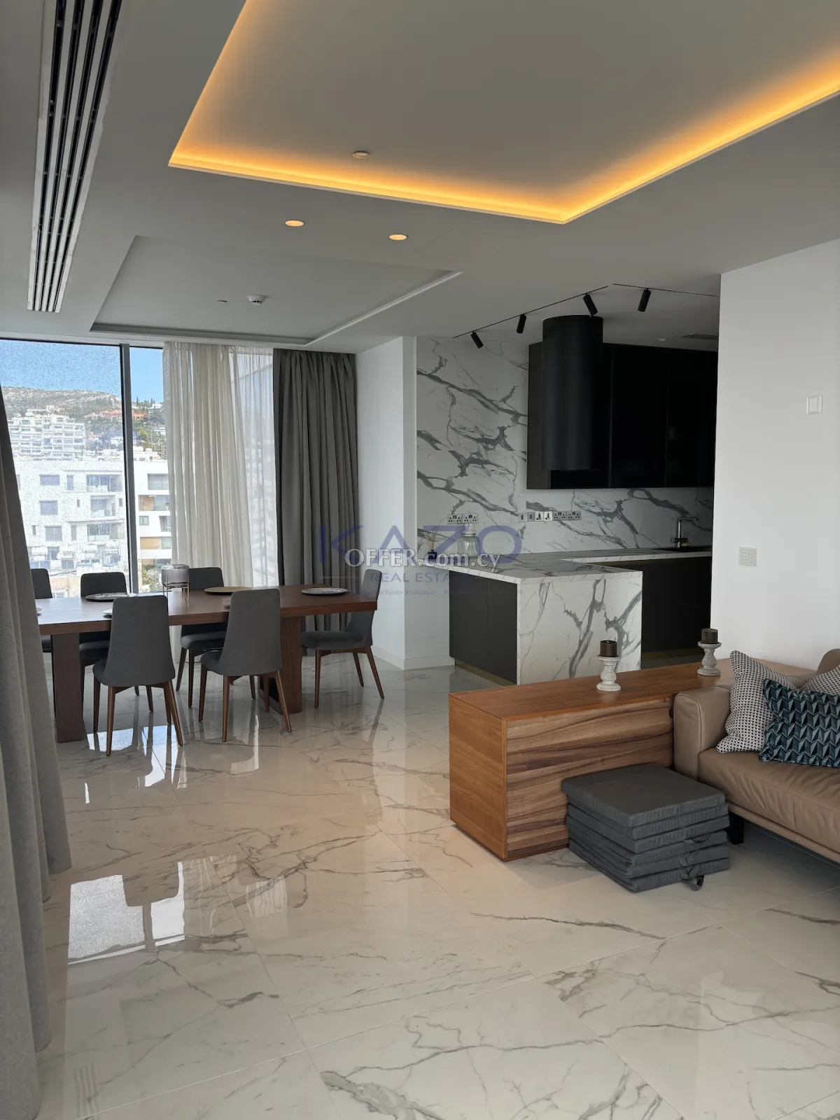 Seafront Apartment with Pool in Agios Tychonas - 11