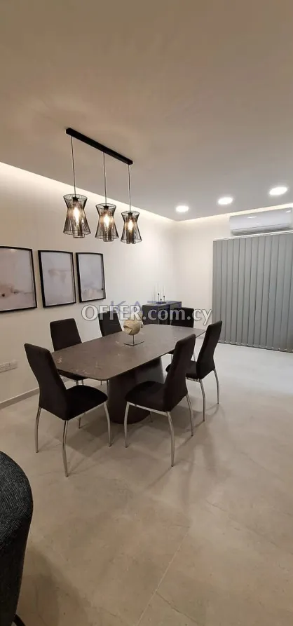 Modern Furnished Semi Detached House in Prime Area - 8