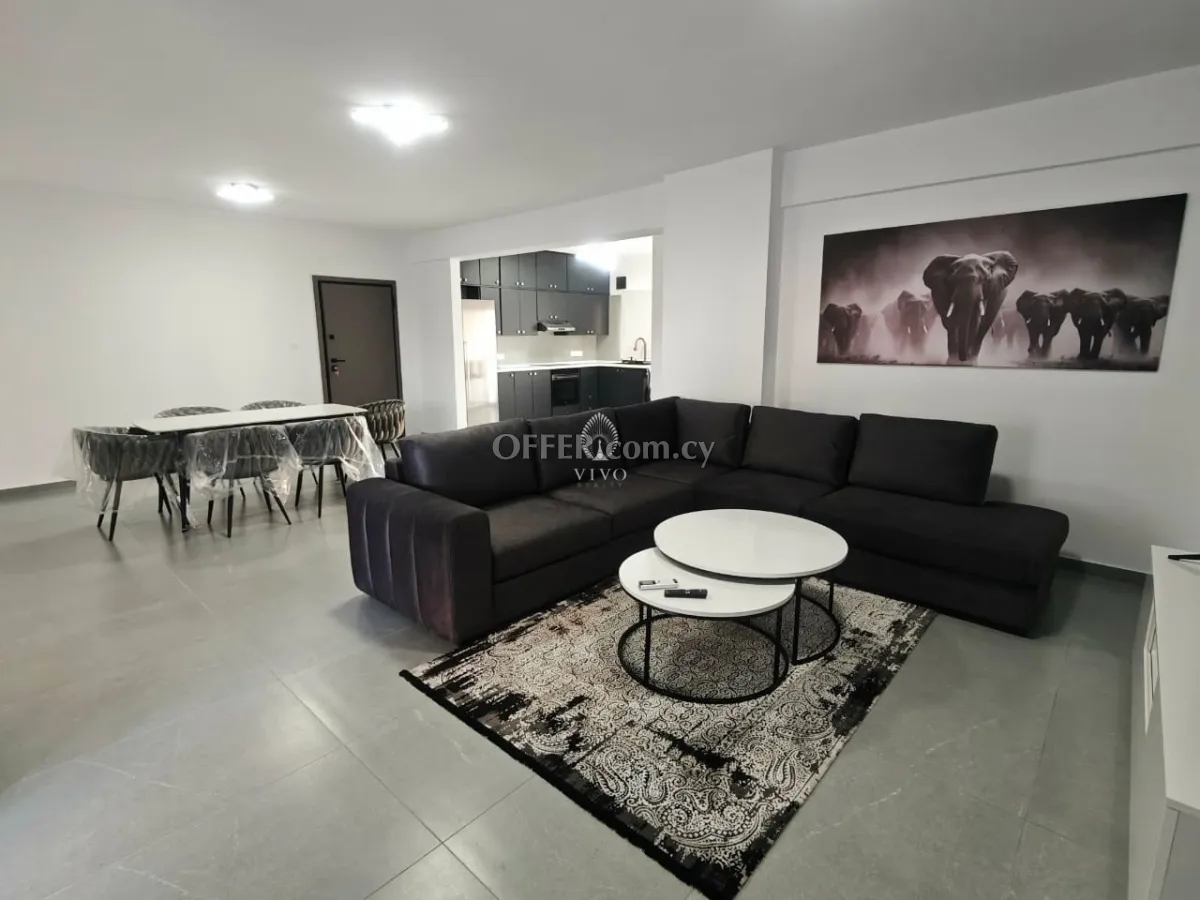 THREE BEDROOM APARTMENT IN MESA GEITONIA, LIMASSOL - 9