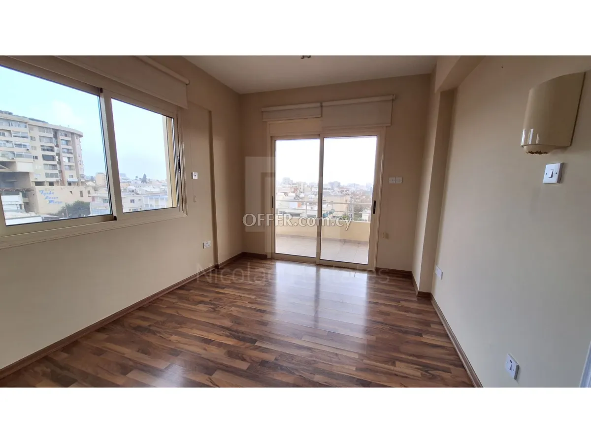 3 bedroom property in a central location close to ERA Apollon - 6