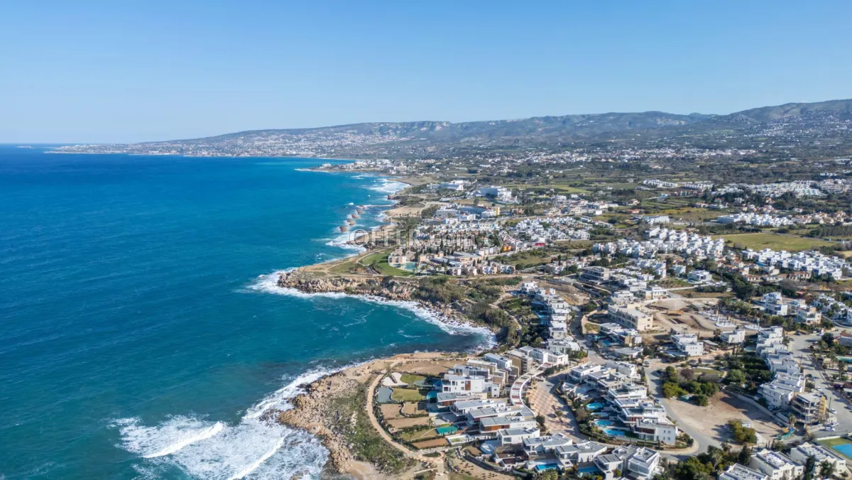 6 bed house for sale in Chloraka Pafos - 5