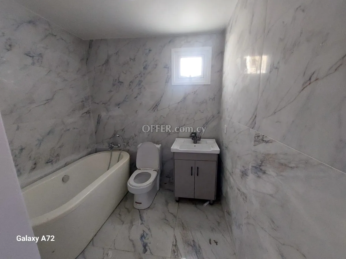 Modern House in Central Chloraka For Sale - 4