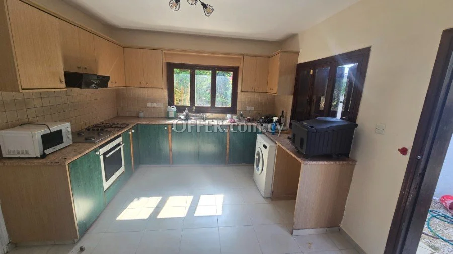 2 bedroom detached bungalow In Kolossi - 2
