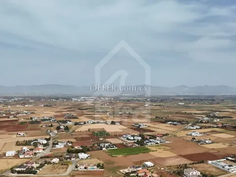 Field for Sale in Agioi Trimithias, Nicosia - Main Photo