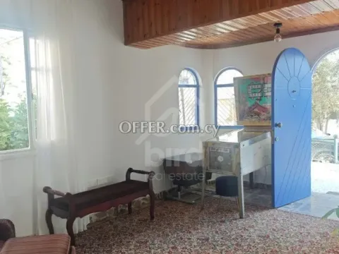 4 Bed Detached House for Sale in Agios Dometios, Nicosia - 1