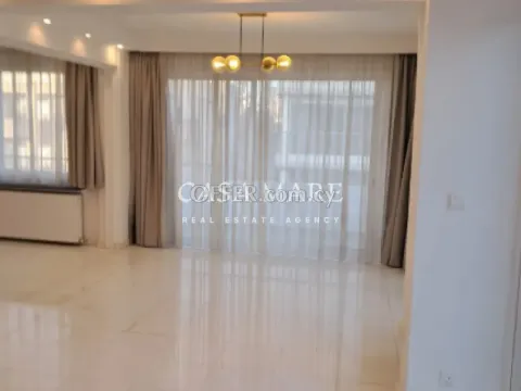 3 Bedroom Penthouse in Nicosia Agioi Omologites - Main Photo