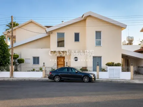 3 bedroom house in Nicosia Agios Dometios - Main Photo