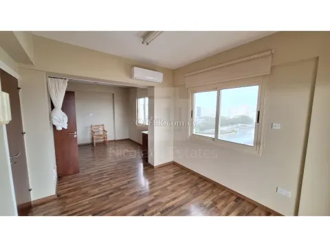 3 bedroom property in a central location close to ERA Apollon - 10