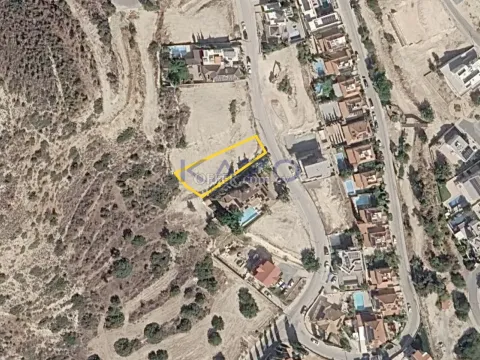 Large 712m2 Building Plot For Sale Palodeia - 2