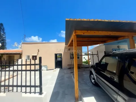 Modern House in Central Chloraka For Sale - 11