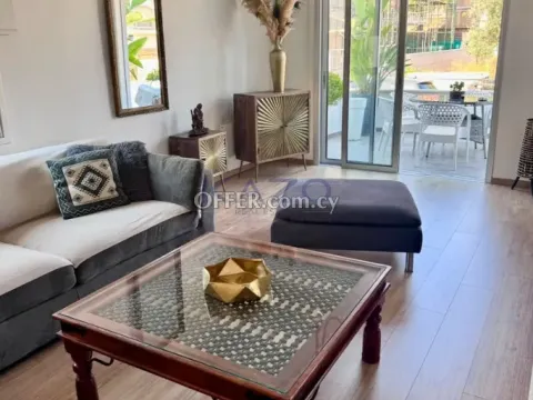Modern Semi-Detached House with 3 Bedrooms in Omonoia - 10
