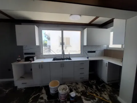 Modern House in Central Chloraka For Sale - 10