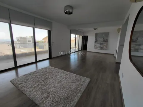 THREE BEDROOM WHOLE FLOOR APARTMENT IN PANTHEA LIMASSOL - 9