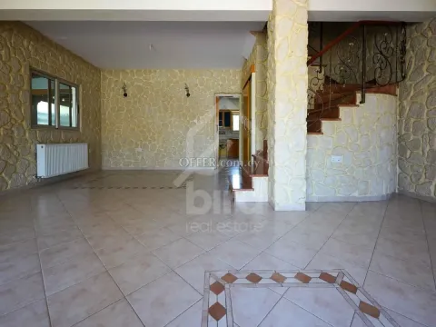 4 Bed Apartment for Sale in Latsia, Nicosia - 9