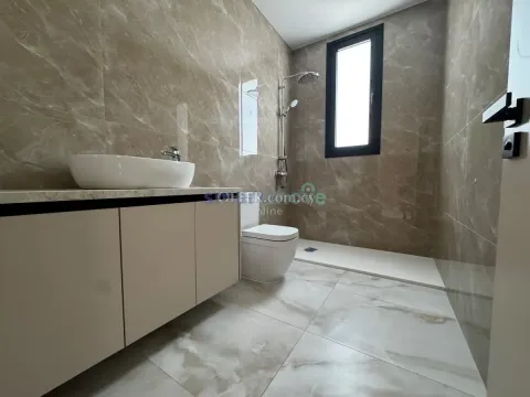 4 Bedroom Brand New Bungalow For Rent Pareklissia - 8
