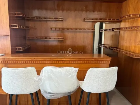 FRESHLY RENOVATED 3 BEDROOM APARTMENT IN KATO POLEMIDIA - 8