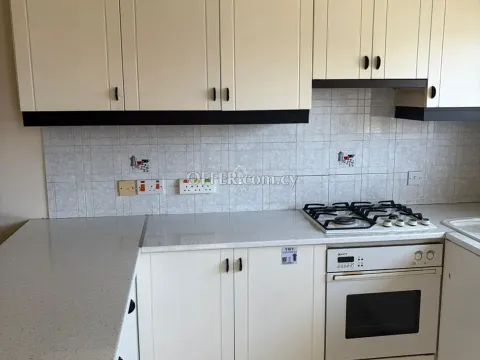 THREE BEDROOM APARTMENT IN AGIOS ATHANASIOS, LIMASSOL - 6