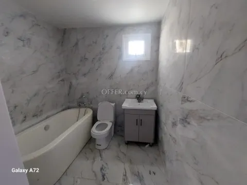 Modern House in Central Chloraka For Sale - 4