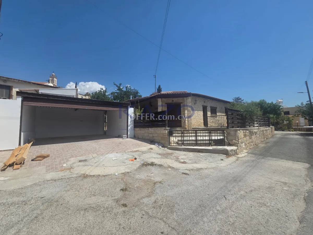 Spacious Detached House in Peaceful Monagroulli Village - 1