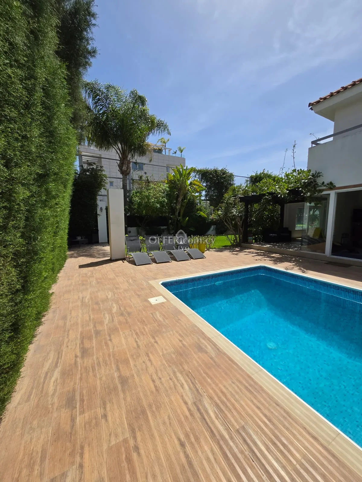 FABULOUS 4 BEDROOM VILLA IN AGIOS ATHANASIOS - 1