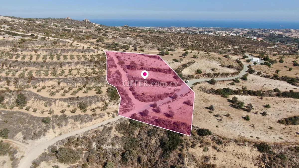 Residential field in Psematismenos Larnaka - 1