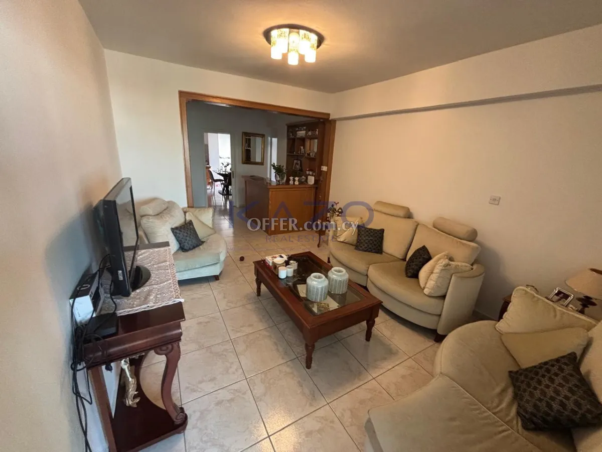 Spacious Two Plus One Bedroom Apartment in Agios Ioannis - 12