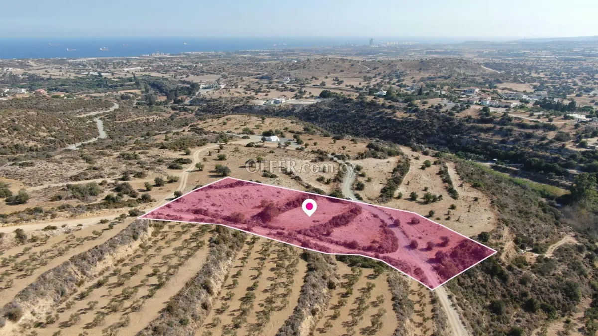 Residential field in Psematismenos Larnaka - 2