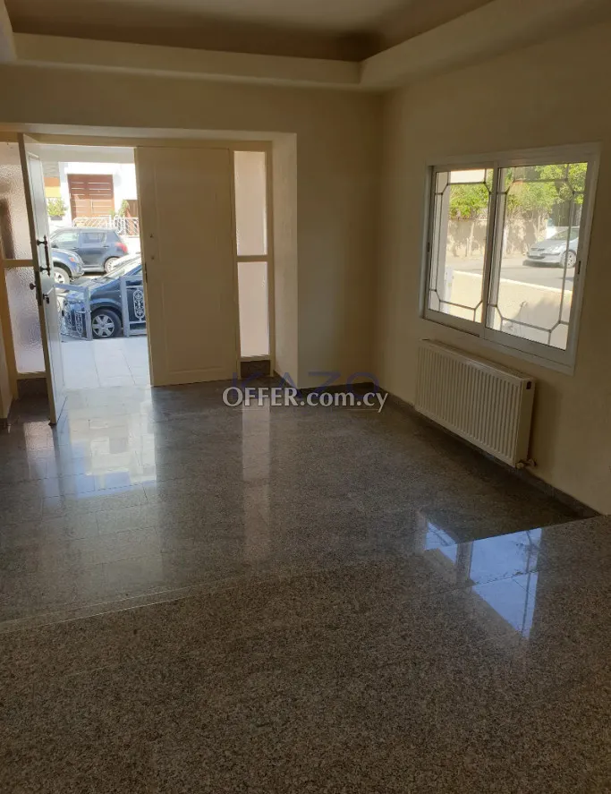 4-Bed Detached House in Kato Polemidia - 7