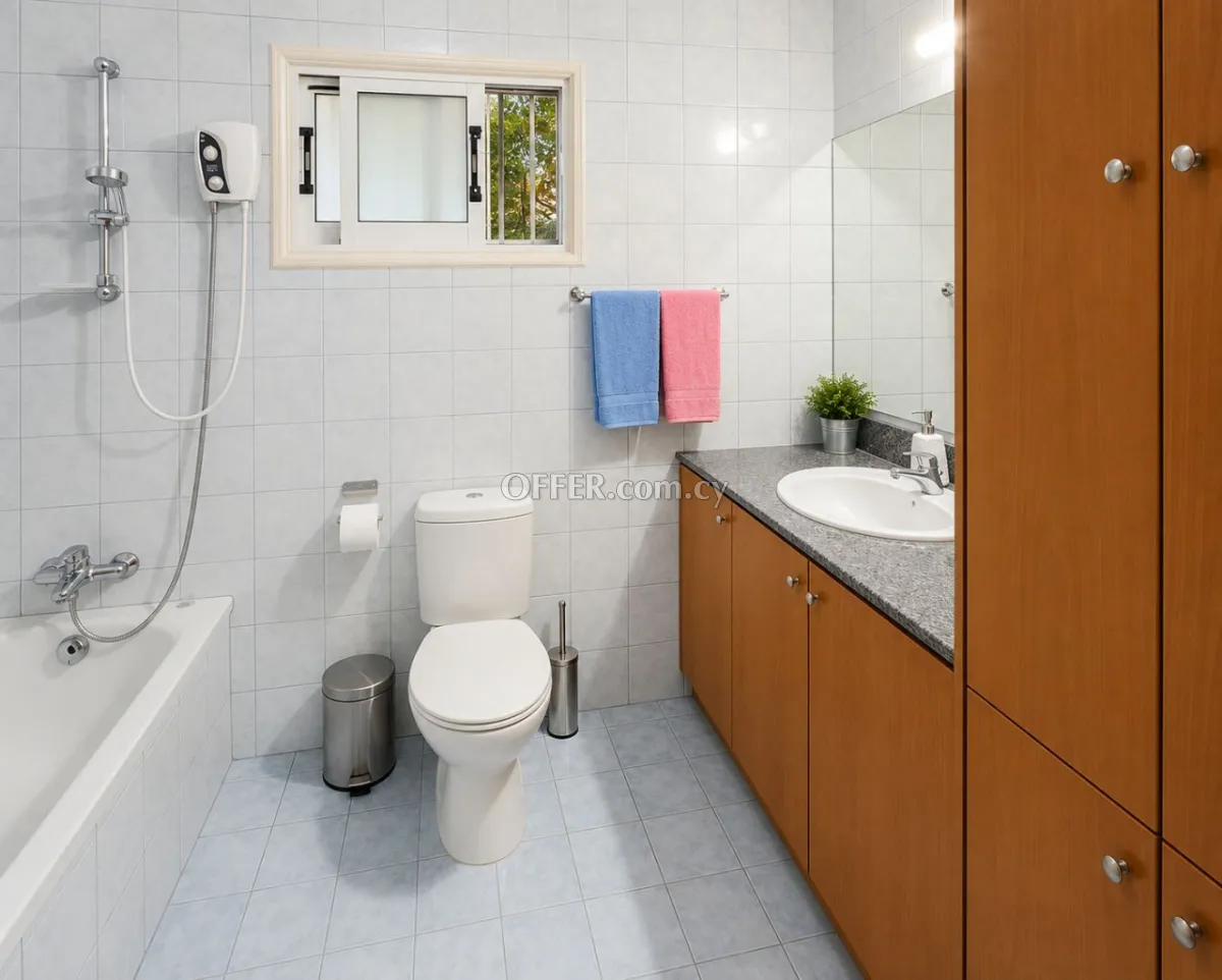 House (Semi detached) in Engomi, Nicosia for Sale - 6