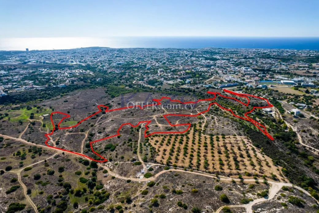 Plot for sale in Paphos, Anavargos - 2