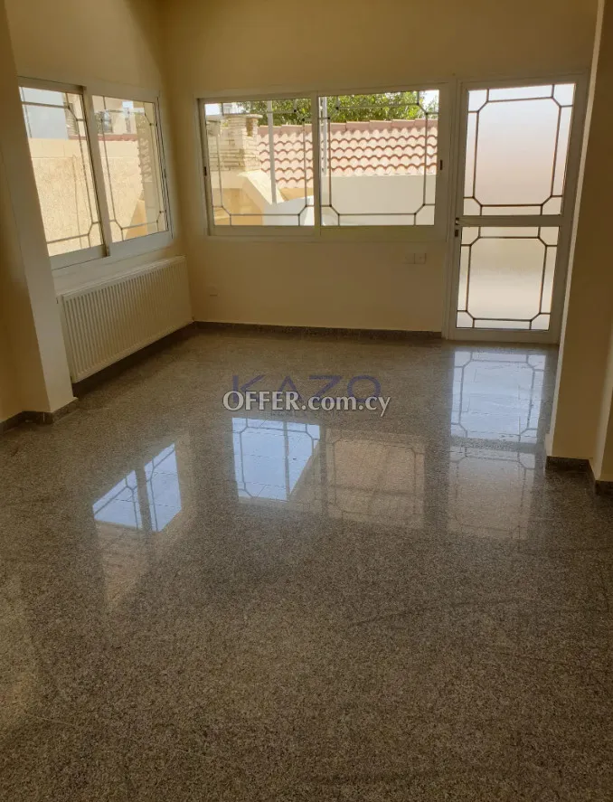 4-Bed Detached House in Kato Polemidia - 6