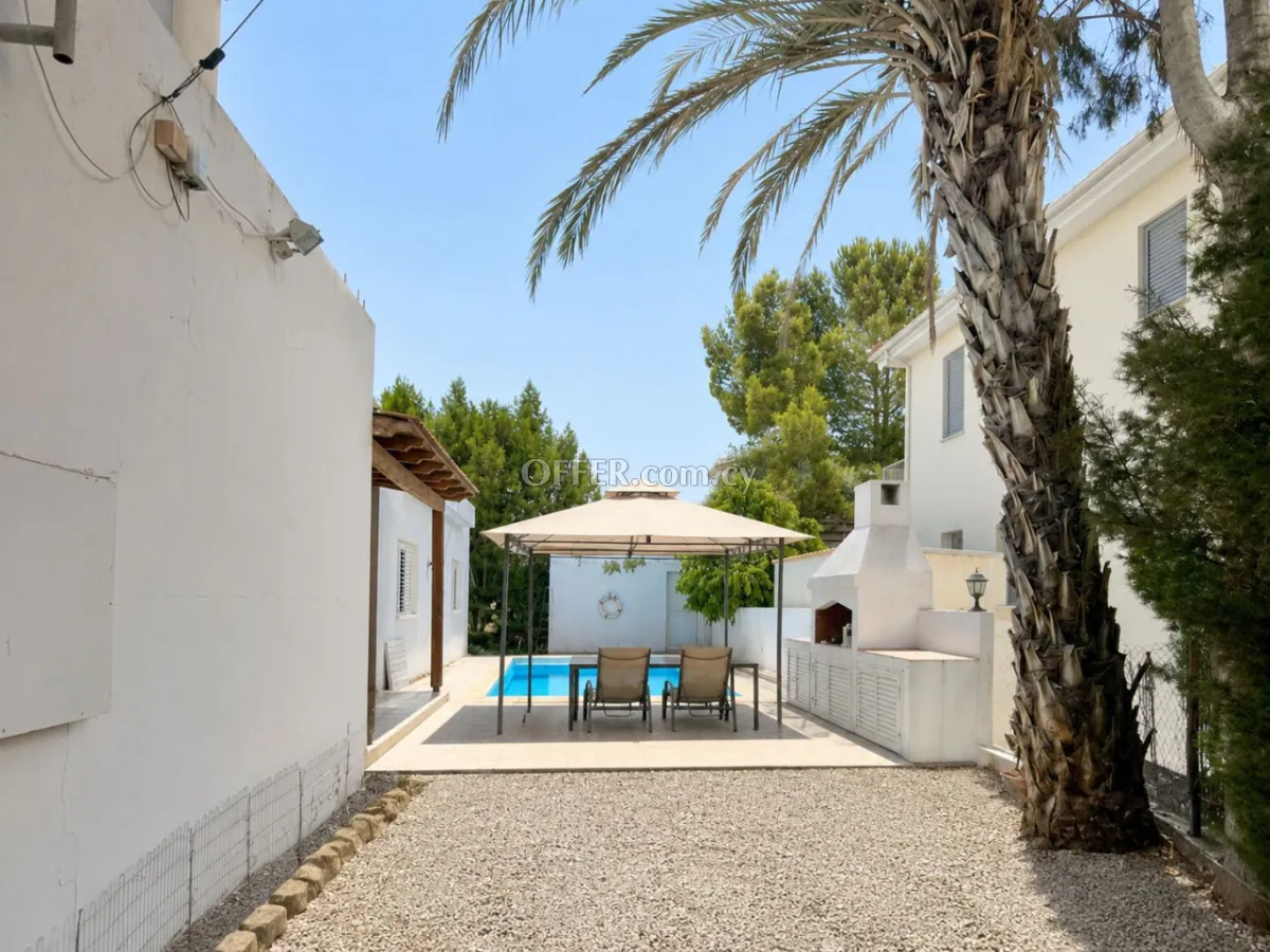 House (Semi detached) in Engomi, Nicosia for Sale - 5