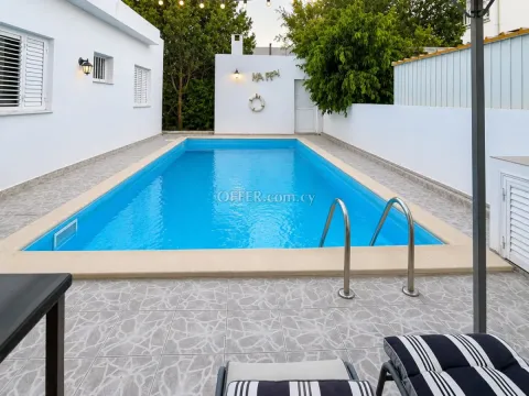 House (Semi detached) in Engomi, Nicosia for Sale
