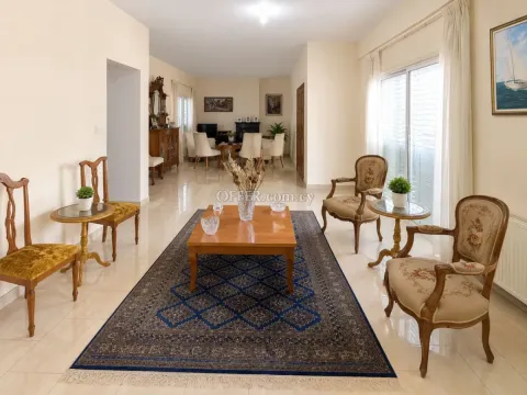 House (Semi detached) in Engomi, Nicosia for Sale - 11