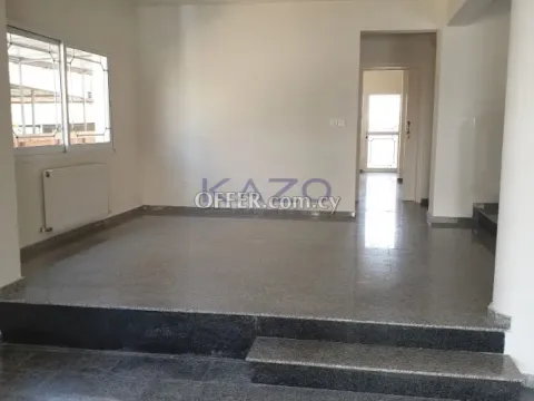 4-Bed Detached House in Kato Polemidia - 10