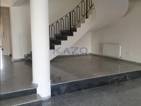 4-Bed Detached House in Kato Polemidia - 9