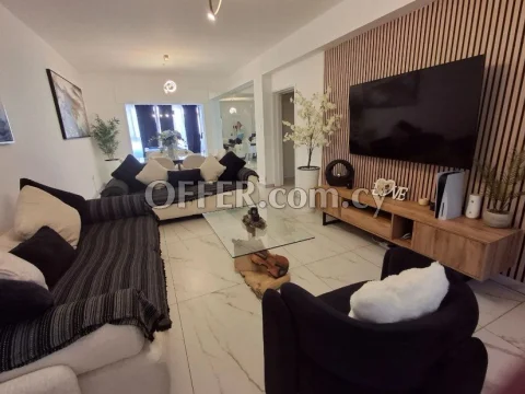 Ανακαινισμένο διαμέρισμα 110μ2 σε κεντρικό σημείο και κοντά στην θάλασσα, στην Λεμεσό #FLAT-SC-4-26 - 8