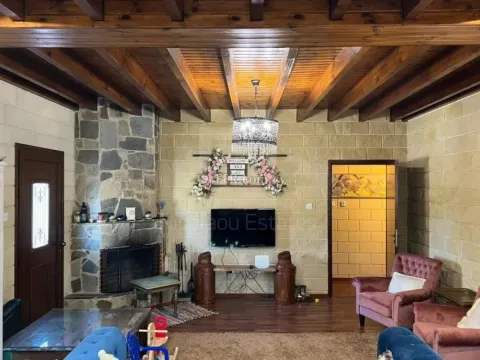 Three bedroom bungalow for rent in Trimiklini - Main Photo