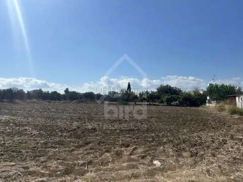 Field for Sale in Psimolofou, Nicosia - Main Photo