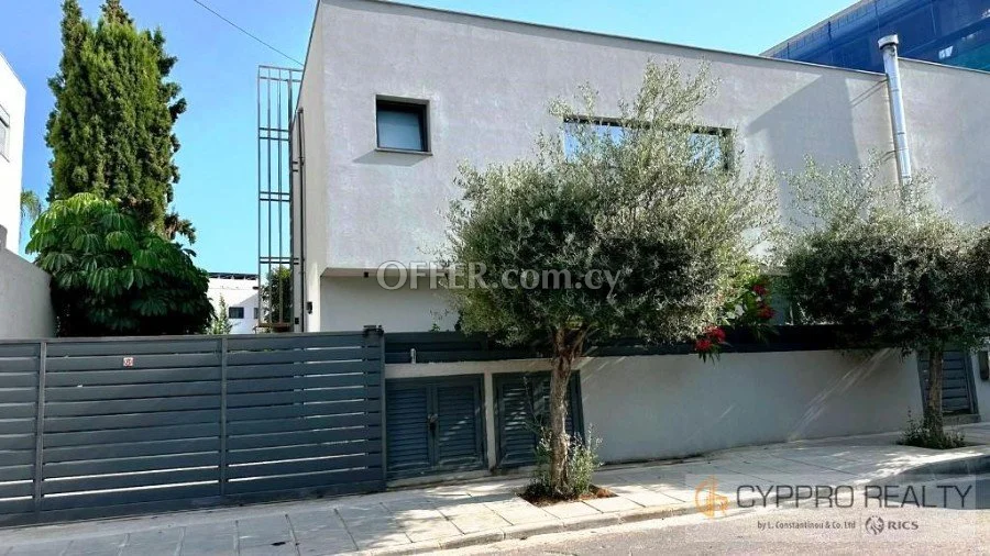 3 Bedroom House in Petrou & Pavlou - 6