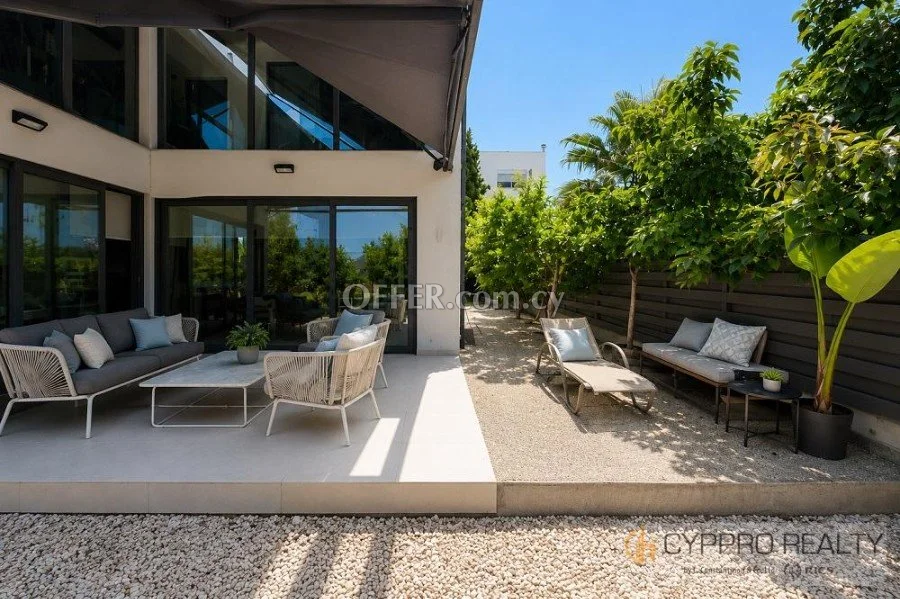 3 Bedroom House in Petrou & Pavlou - 2
