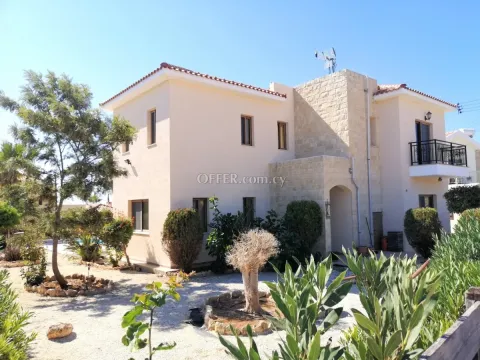 3-bedroom Detached Villa 142 sqm in Pissouri