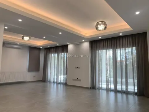 4-bedroom Detached Villa 210 sqm in Episkopi - Main Photo