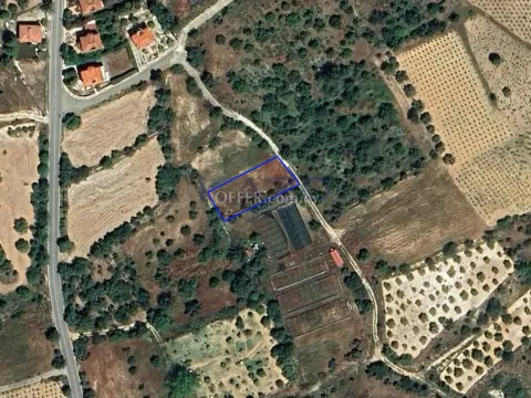 Residential Field 818m² in Silikou - Main Photo