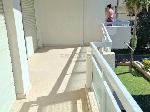 THREE BEDROOM APARTMENT IN TOURIST AREA, LIMASSOL - Main Photo